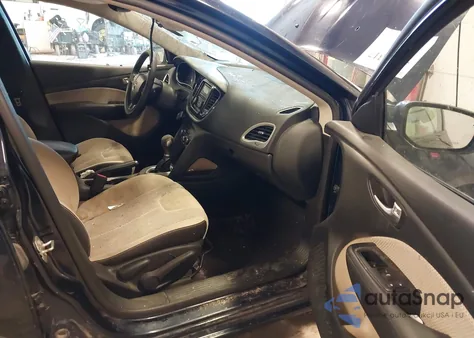 2016 Dodge Dart Sxt из США, поврежденный, VIN 1C3CDFBB7GD635162